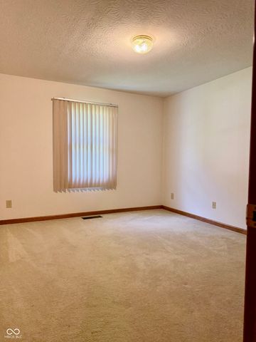 897 N Scott Drive, Greenwood, IN 46142