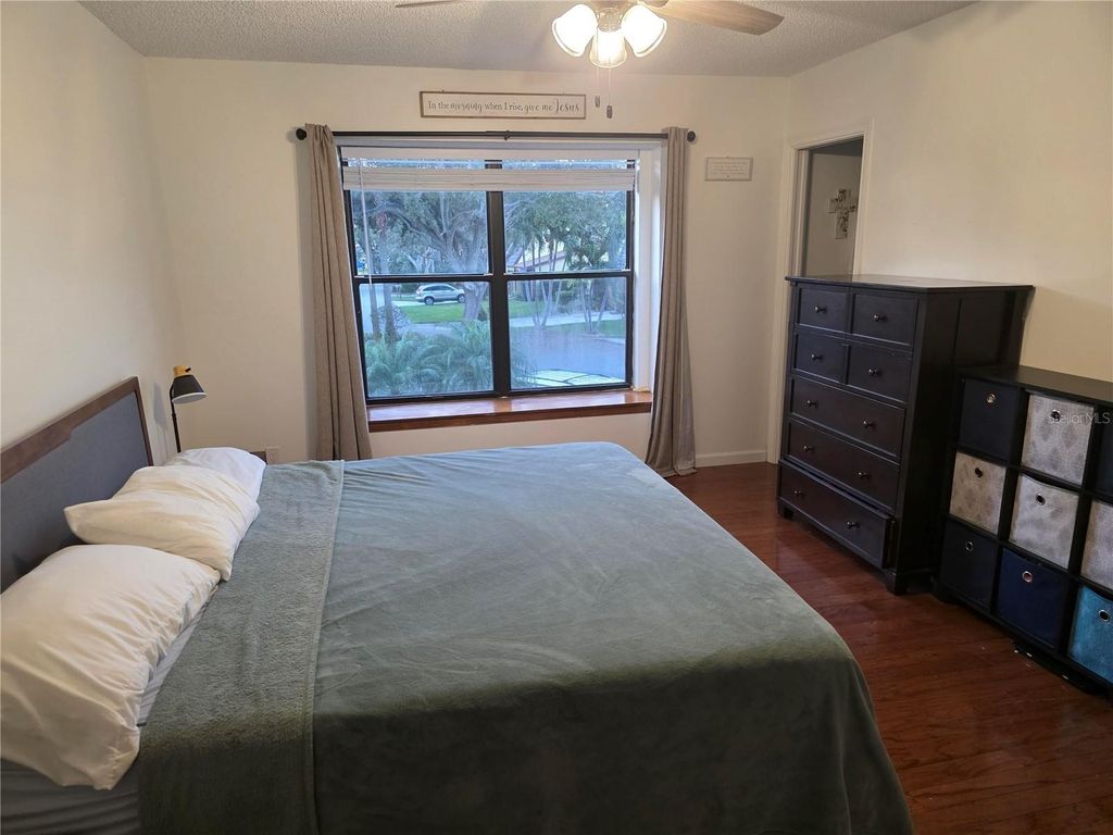 Image 22 of property listing at 1007 RAINTREE LANE, Palm Beach Gardens, FL 33410