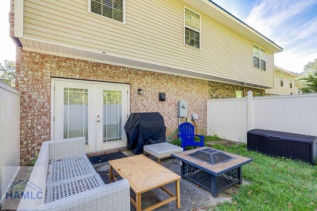 40 Weslyn Park Drive, Savannah, GA 31419