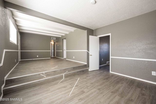 1005 Stull Drive, Las Cruces, NM 88001