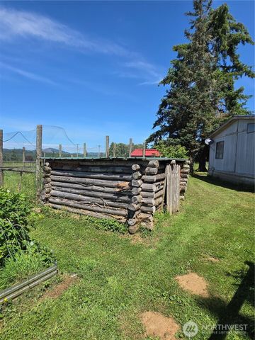 205 Nikula Road, Winlock, WA 98596