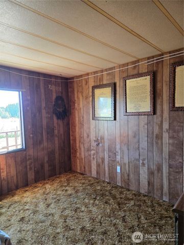 205 Nikula Road, Winlock, WA 98596
