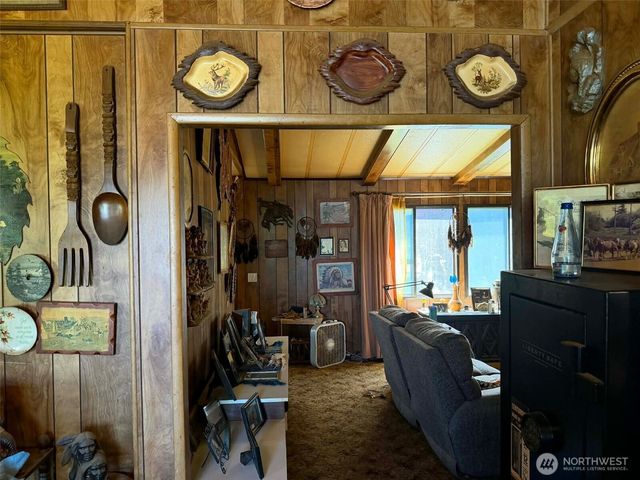 205 Nikula Road, Winlock, WA 98596