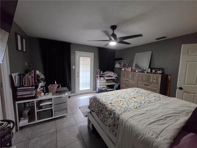 5326 Crossridge Dr, Corpus Christi, TX 78413