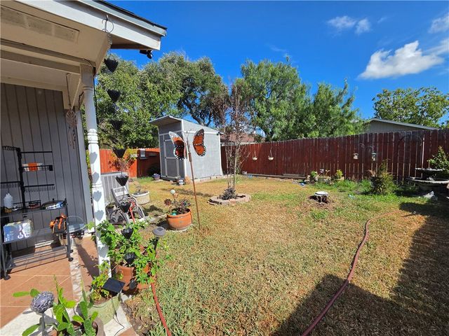 5326 Crossridge Dr, Corpus Christi, TX 78413