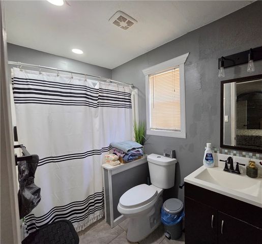 5326 Crossridge Dr, Corpus Christi, TX 78413