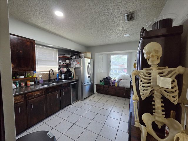5326 Crossridge Dr, Corpus Christi, TX 78413