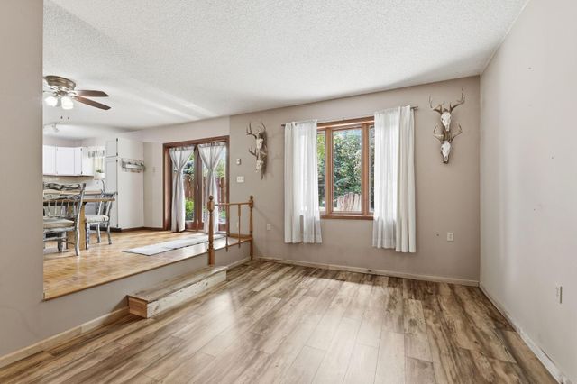 20418 Auburn Street NW, Elk River, MN 55330