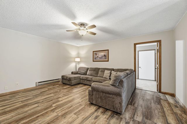 20418 Auburn Street NW, Elk River, MN 55330