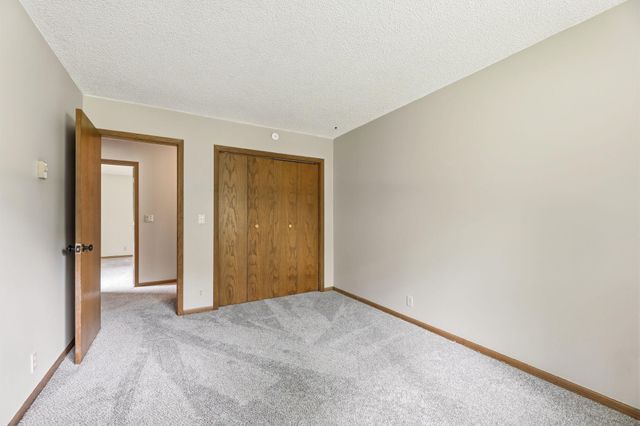 20418 Auburn Street NW, Elk River, MN 55330