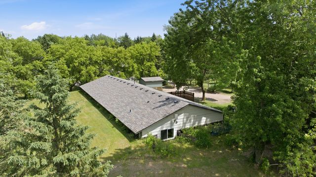 20418 Auburn Street NW, Elk River, MN 55330