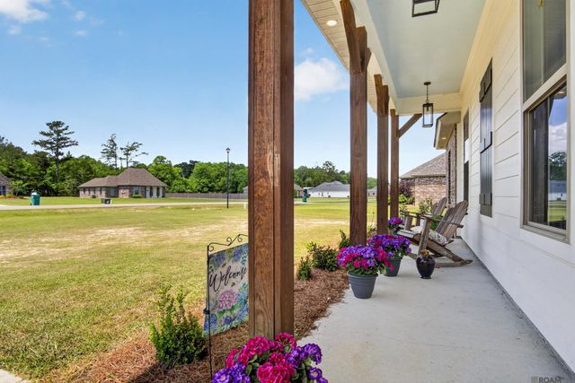 14124 Kaden Creek Dr, Walker, LA 70785