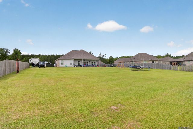 14124 Kaden Creek Dr, Walker, LA 70785