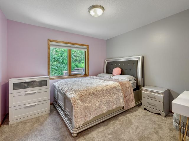 2845 85th Court NE, Blaine, MN 55449