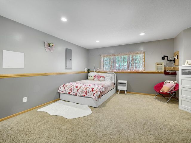 2845 85th Court NE, Blaine, MN 55449