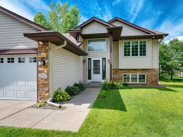 2845 85th Court NE, Blaine, MN 55449