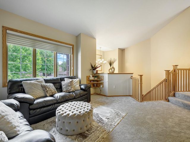 2845 85th Court NE, Blaine, MN 55449