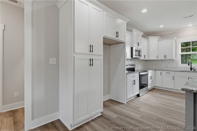 132 Ridge Stone Road, Autryville, NC 28318