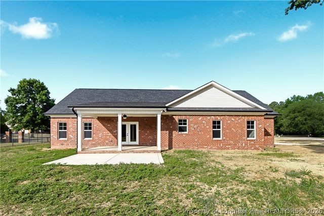 132 Ridge Stone Road, Autryville, NC 28318