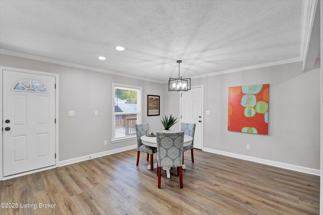 4090 Gilman Ave, Louisville, KY 40207