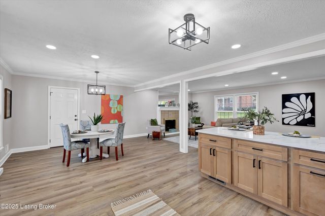 4090 Gilman Ave, Louisville, KY 40207