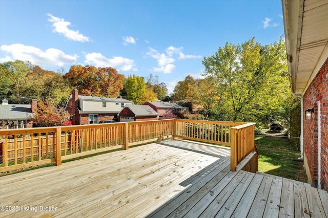 4090 Gilman Ave, Louisville, KY 40207