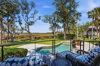 7 Peninsula Dr, Hilton Head Island, SC 29926