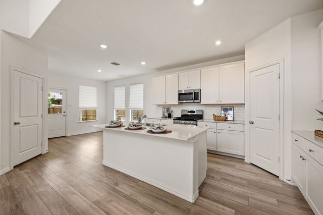 10004 Thornapple Road, Fort Worth, TX 76179