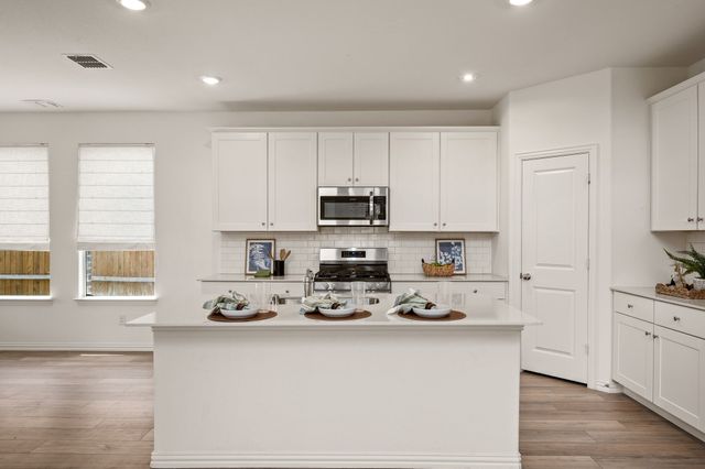 10004 Thornapple Road, Fort Worth, TX 76179