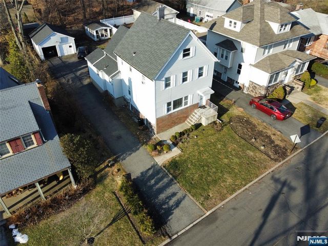 10 E Bayview Avenue, Englewood Cliffs, NJ 07632