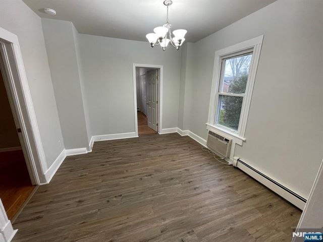 10 E Bayview Avenue, Englewood Cliffs, NJ 07632