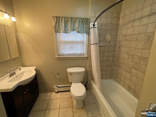 10 E Bayview Avenue, Englewood Cliffs, NJ 07632