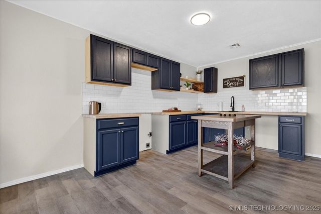 508 NE Avondale Avenue, Bartlesville, OK 74006