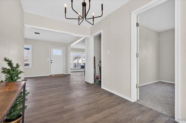 508 NE Avondale Avenue, Bartlesville, OK 74006