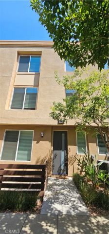 422 W Route 66 98, Glendora, CA 91740