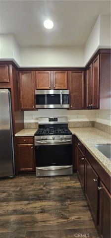 422 W Route 66 98, Glendora, CA 91740