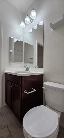 422 W Route 66 98, Glendora, CA 91740