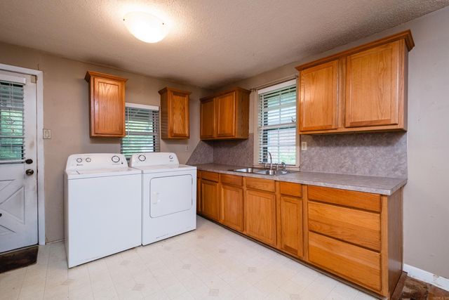 7401 Missouri Avenue, Little Rock, AR 72207