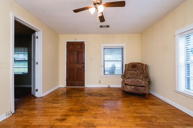 7401 Missouri Avenue, Little Rock, AR 72207