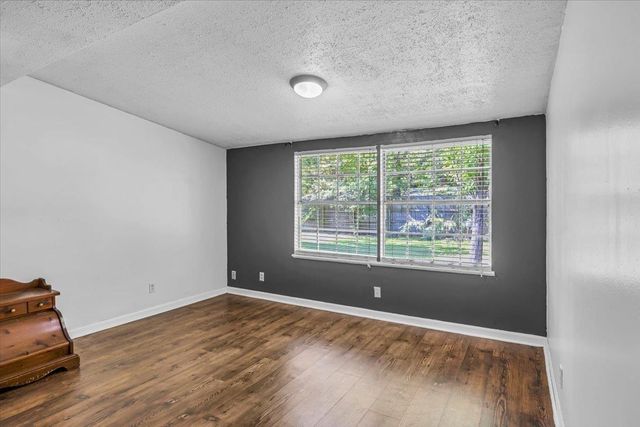 4001 Darrell Lane, Tyler, TX 75701