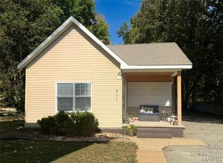 311 W 1st Street A, Farmington, MO 63640