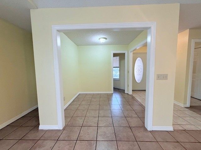 703 Windsor Lane, Bentonville, AR 72712