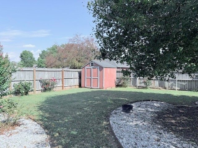 703 Windsor Lane, Bentonville, AR 72712