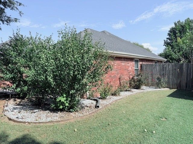 703 Windsor Lane, Bentonville, AR 72712
