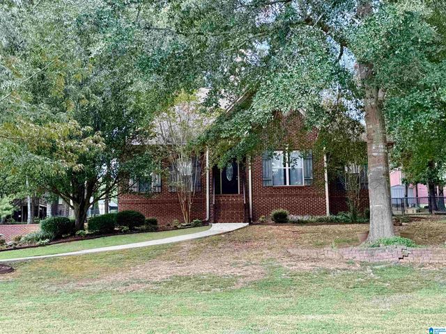 445 BIG OAK CIRCLE, Pell City, AL 35128