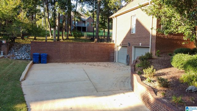 445 BIG OAK CIRCLE, Pell City, AL 35128