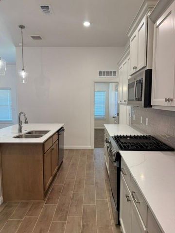 8600 Martin Lane, Oklahoma City, OK 73135