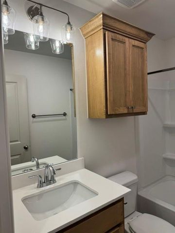 8600 Martin Lane, Oklahoma City, OK 73135