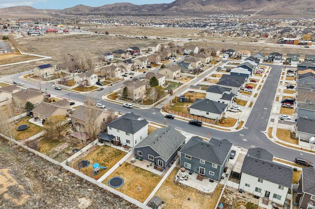 3747 N DEEPWATER DR, Eagle Mountain, UT 84005