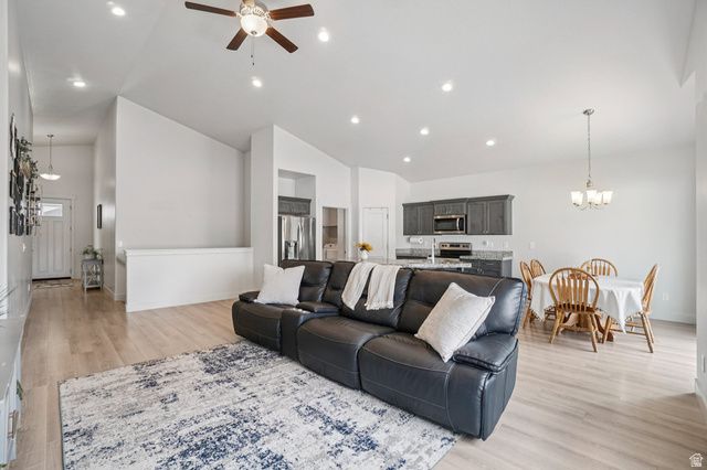 3747 N DEEPWATER DR, Eagle Mountain, UT 84005